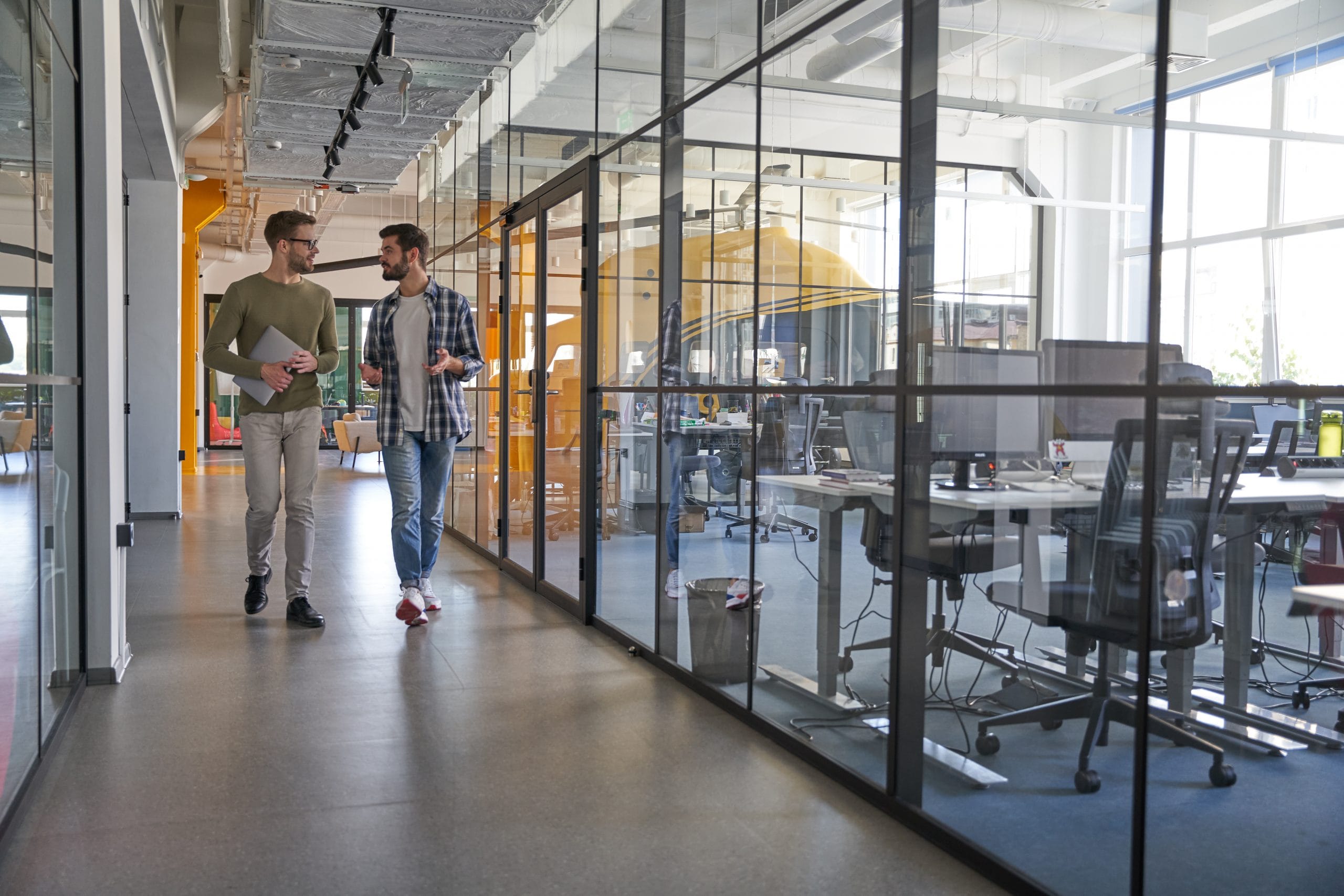 Como é que o espaço de trabalho pode promover a produtividade e a qualidade de vida?